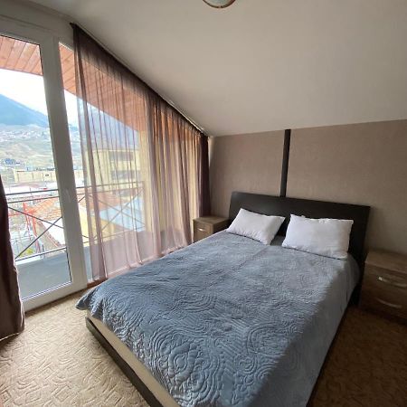 Hotel Uptown Boutique Kazbegi Exterior foto
